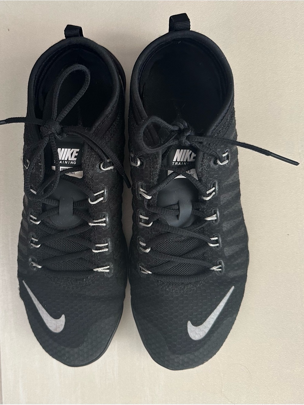 Nike womens Black Athletic Training Shoes. Free 1.0 cross bionic style